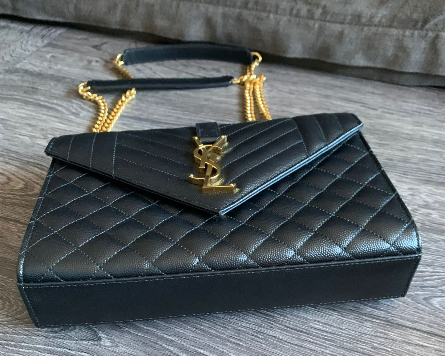 Ysl envelope