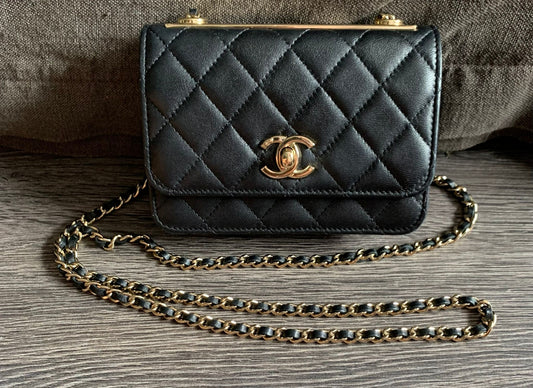 Chanel trendy