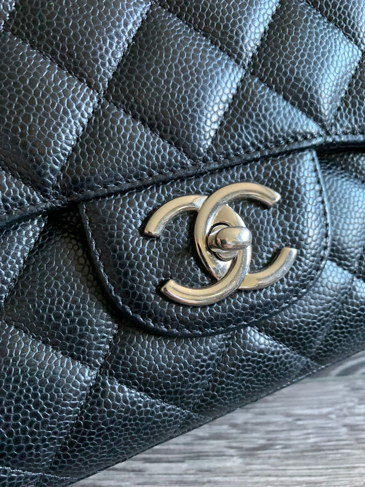 Chanel jumbo