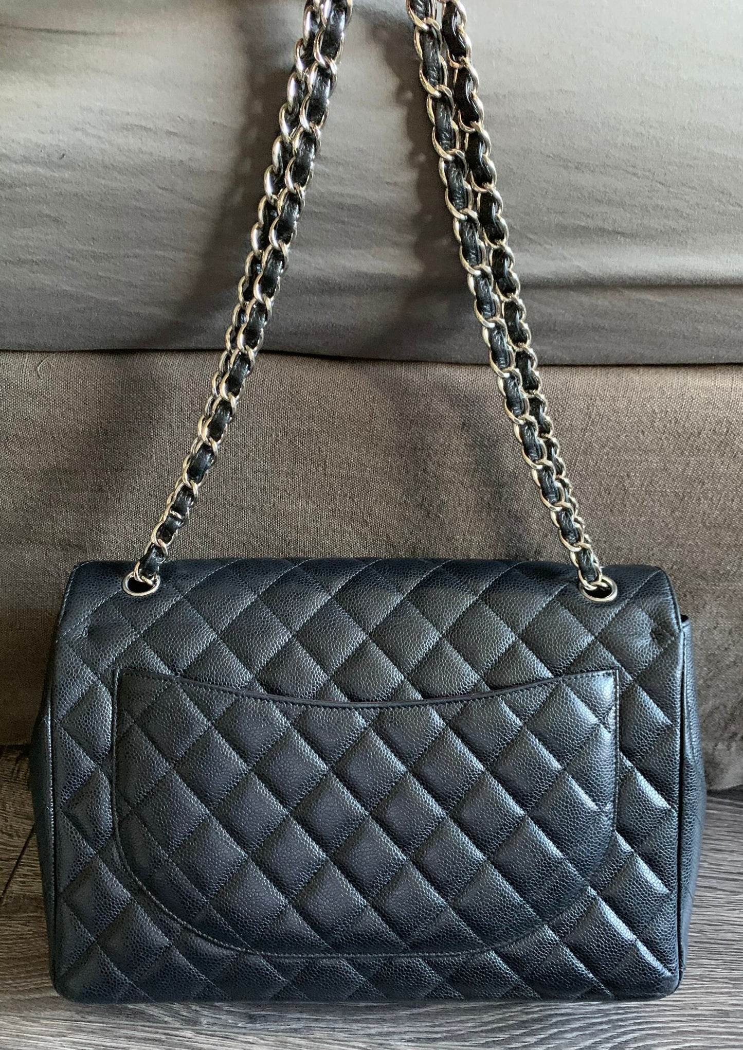 Chanel jumbo