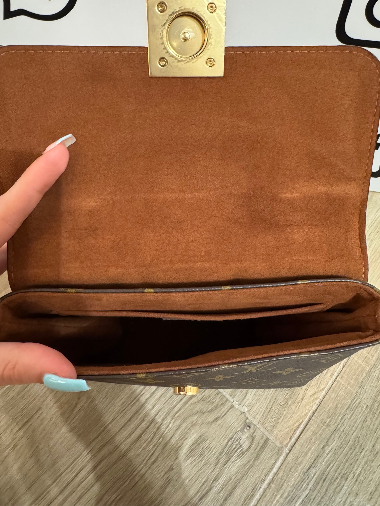 LV Locky BB