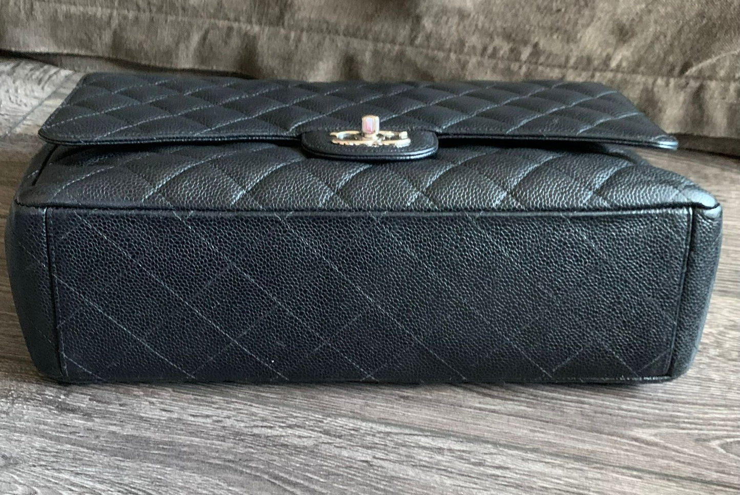 Chanel jumbo