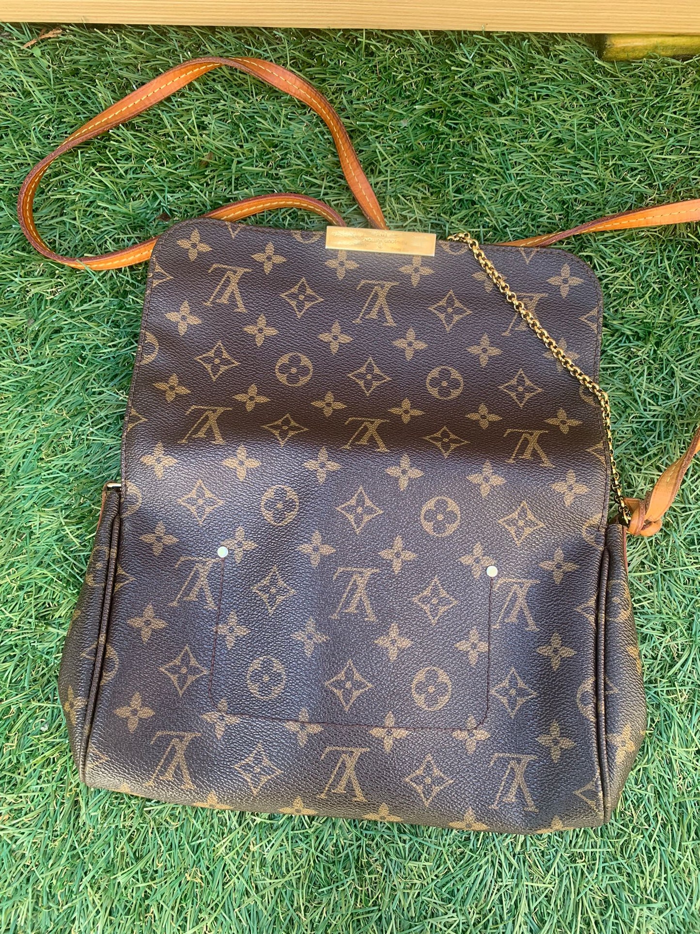 Pochette Lv monogram