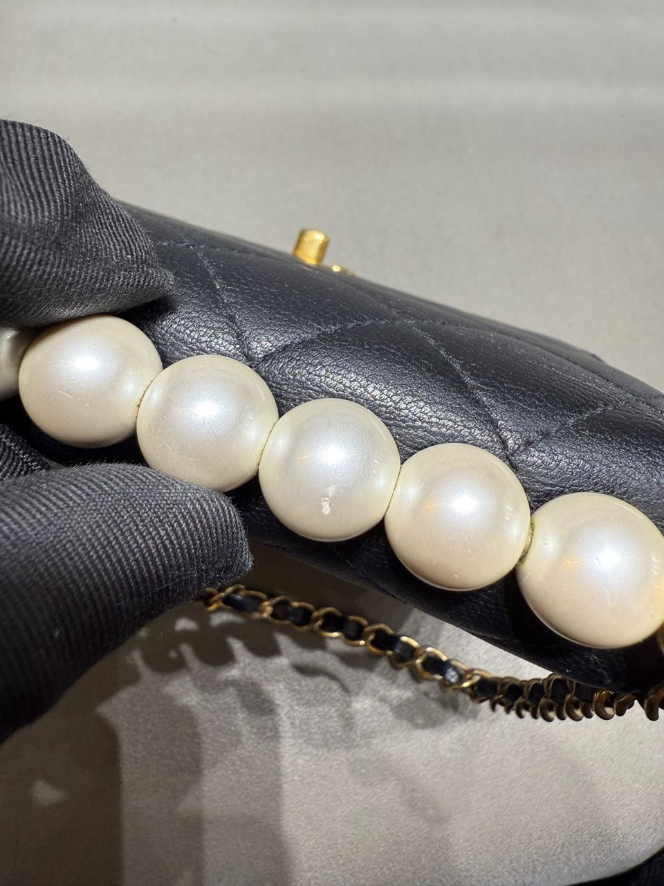 Chanel con perle