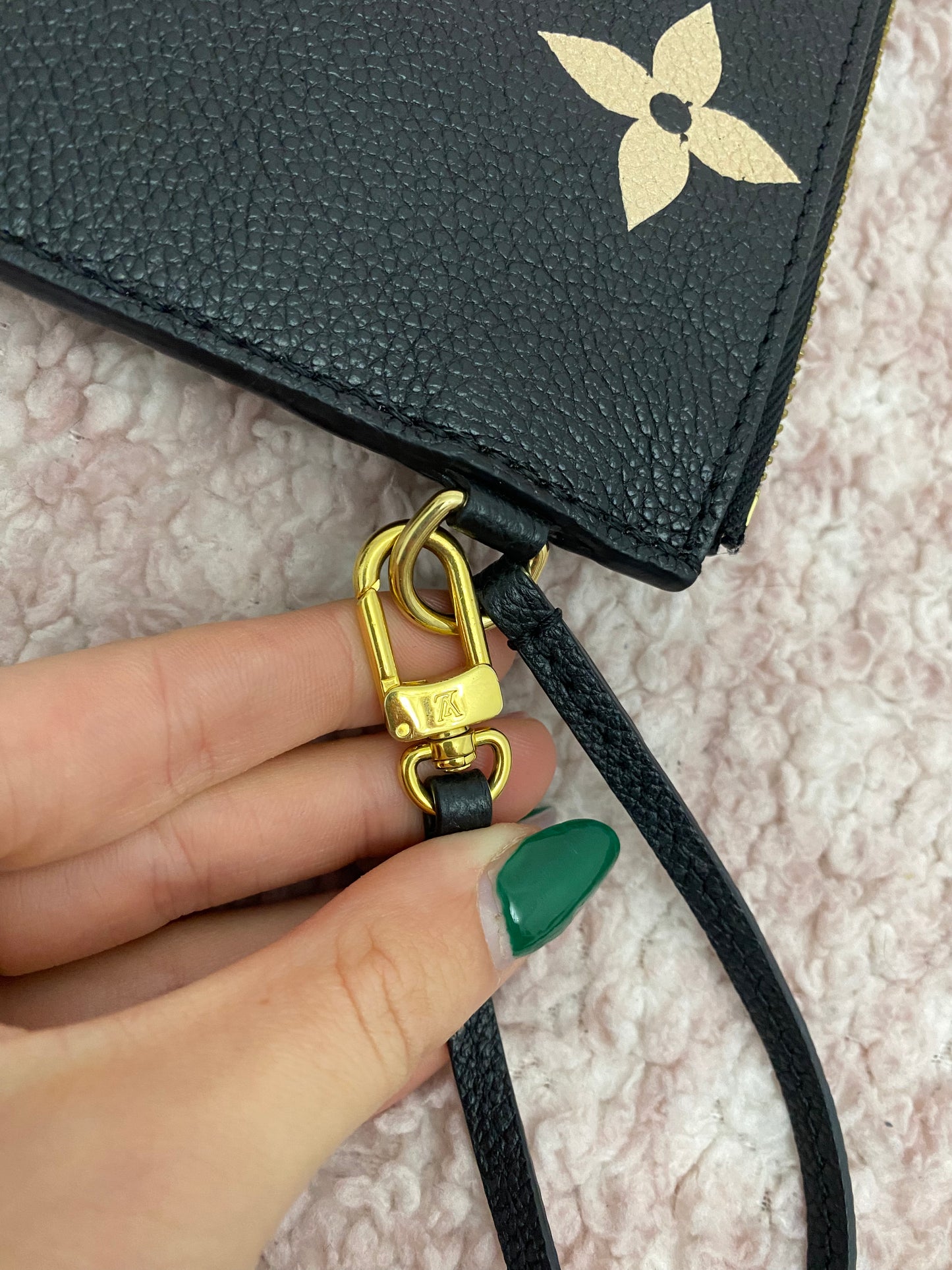 Pochette LV