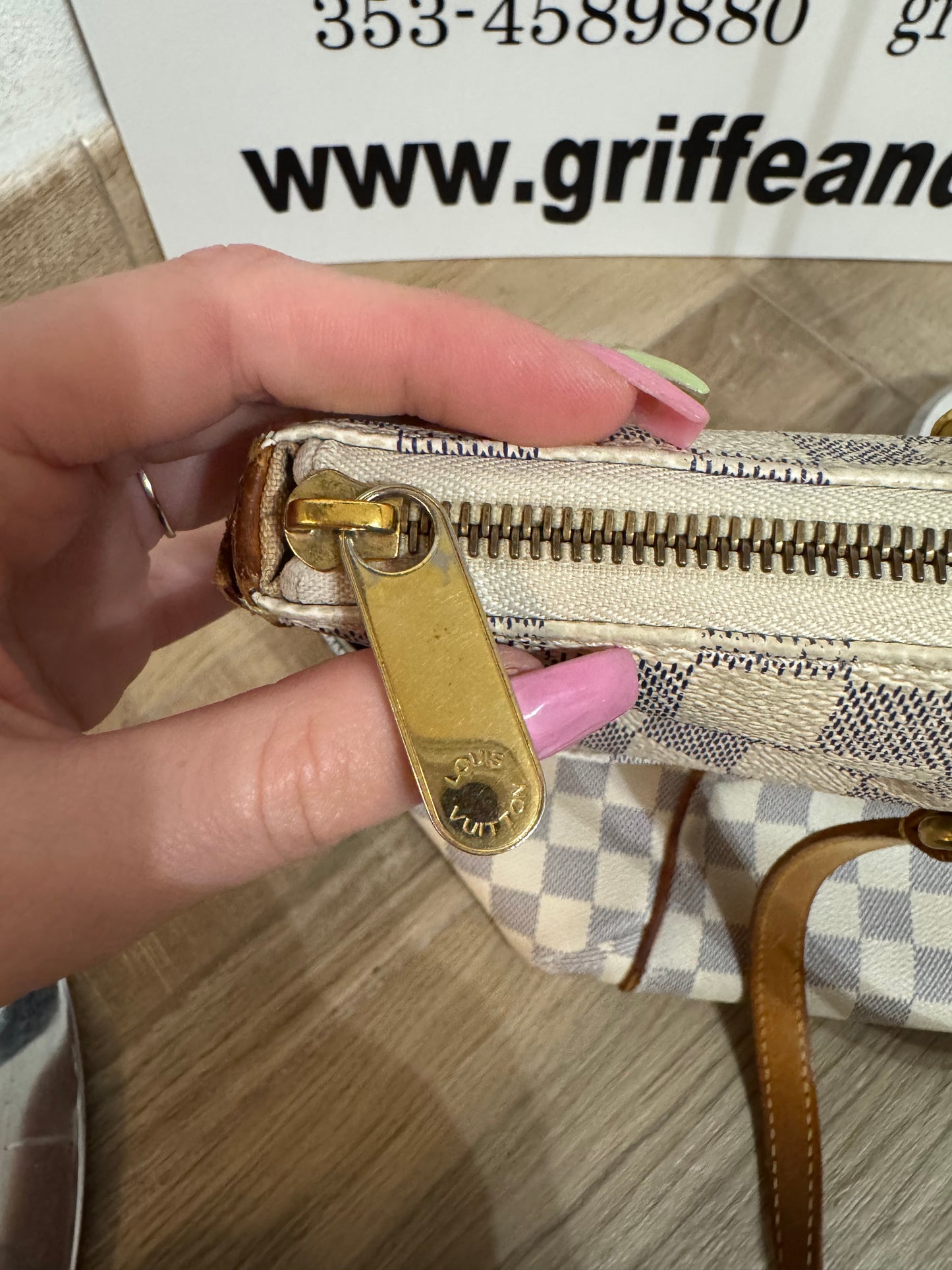 Lv totally MM