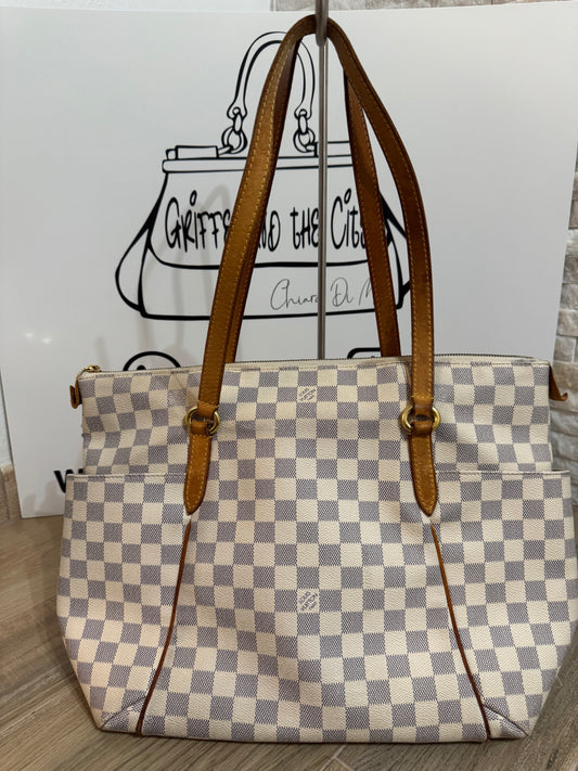 Lv totally MM