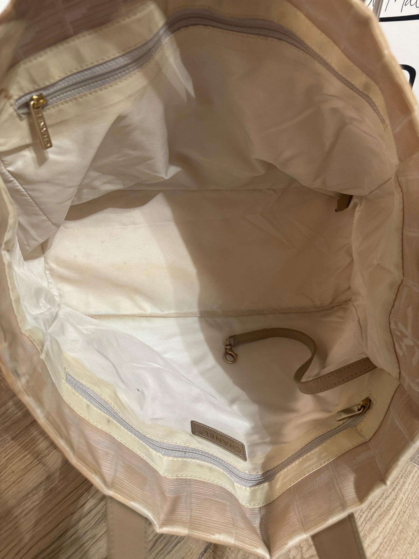 Chanel shopper