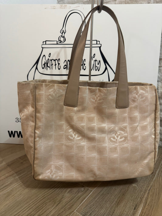 Chanel shopper