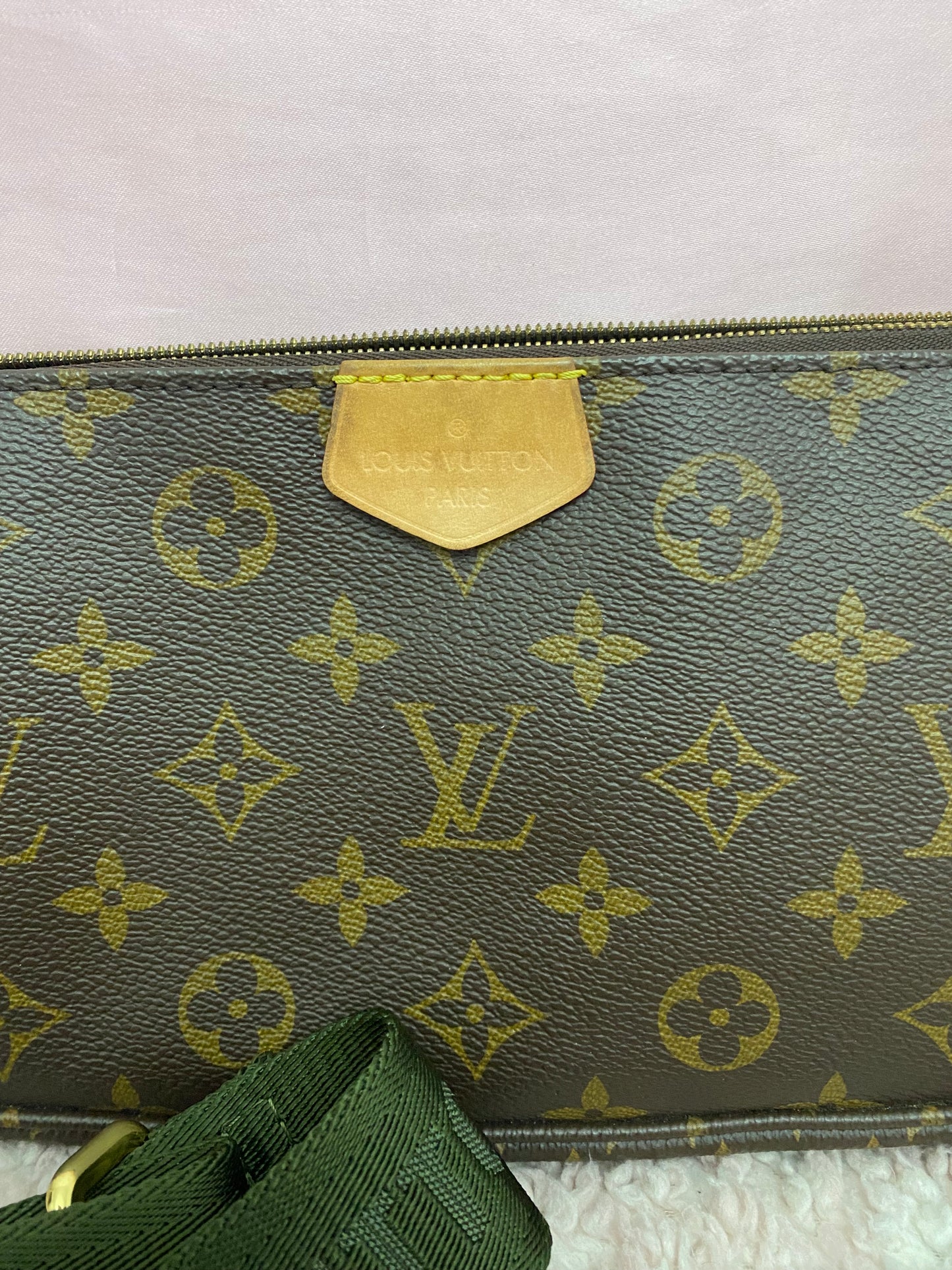 Pochette LV