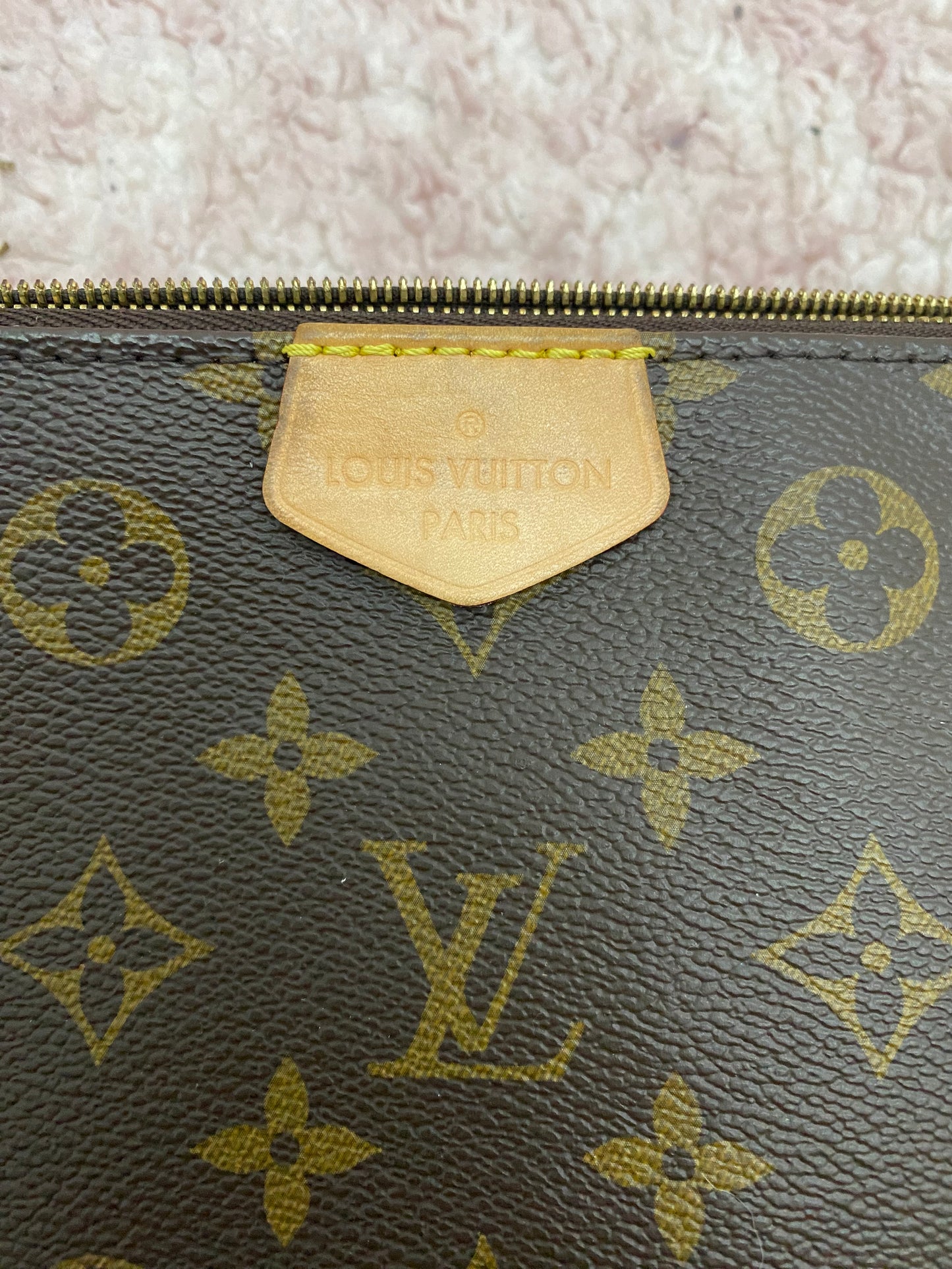 Pochette LV