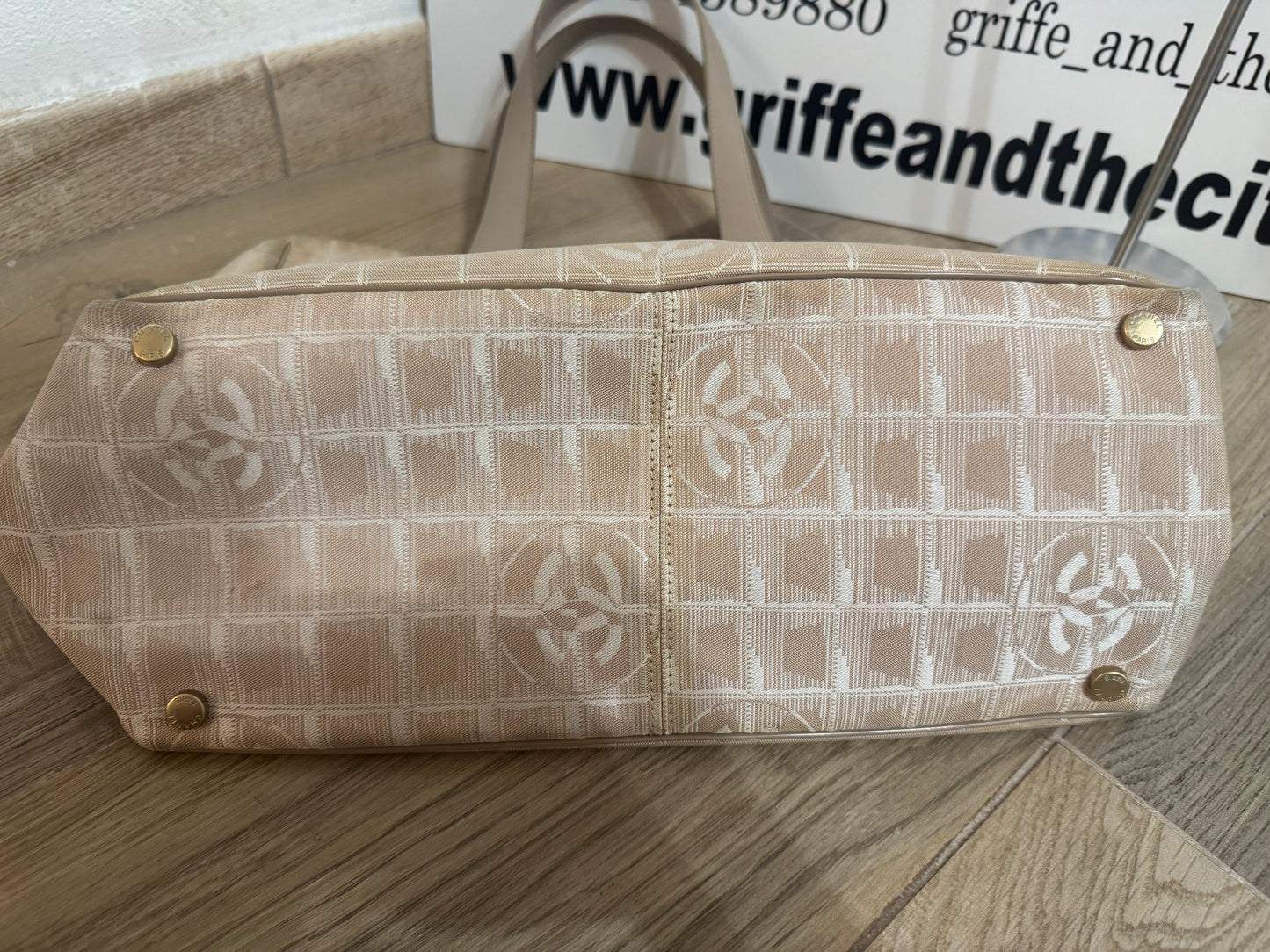 Chanel shopper