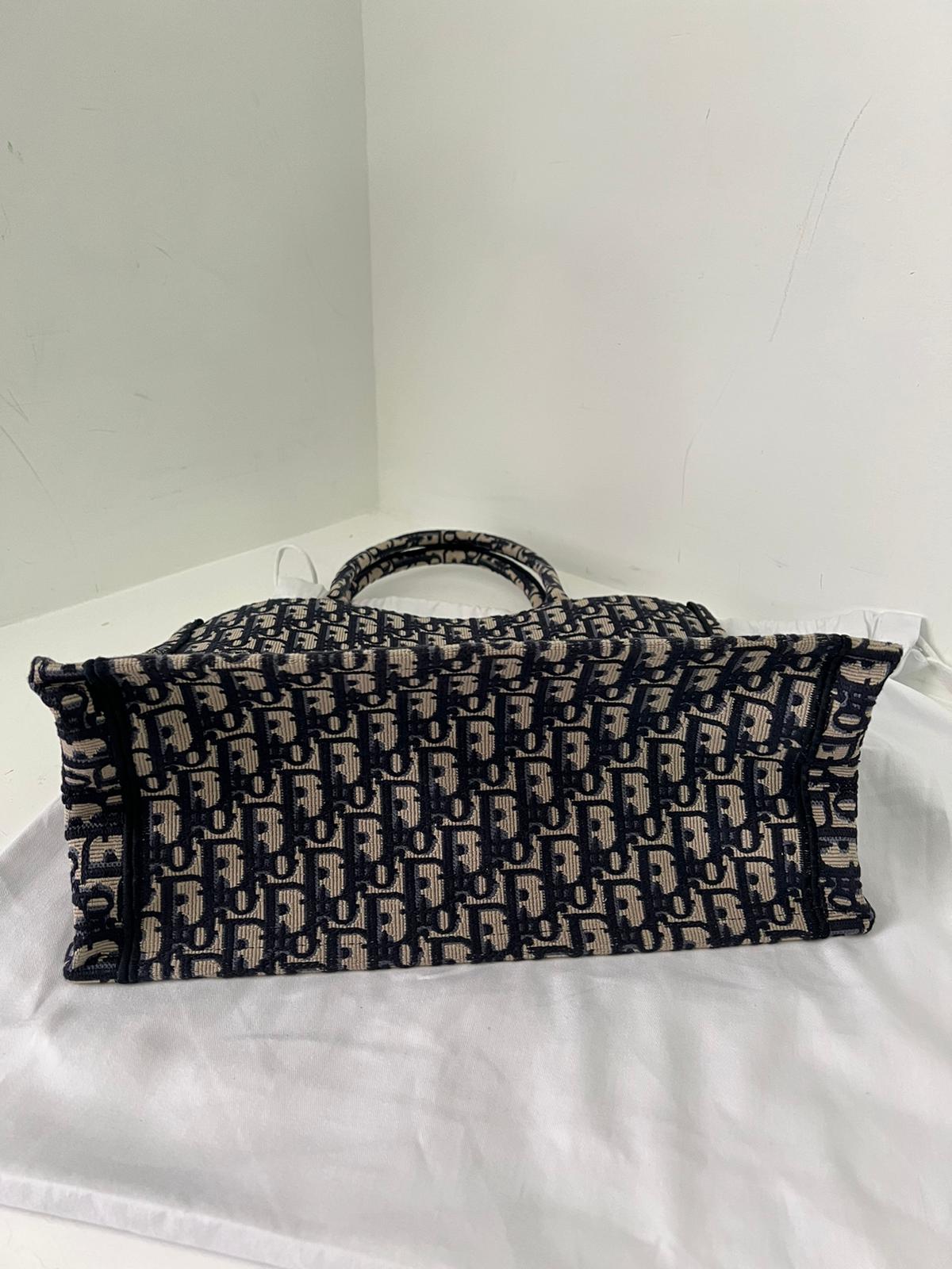 Dior tote bag