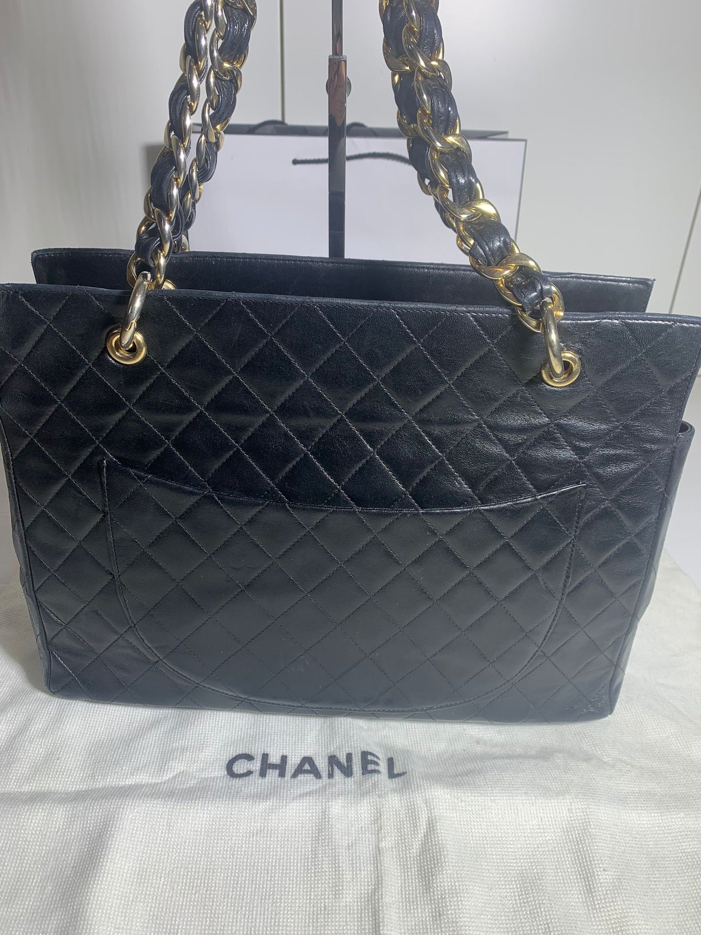 Chanel shopper