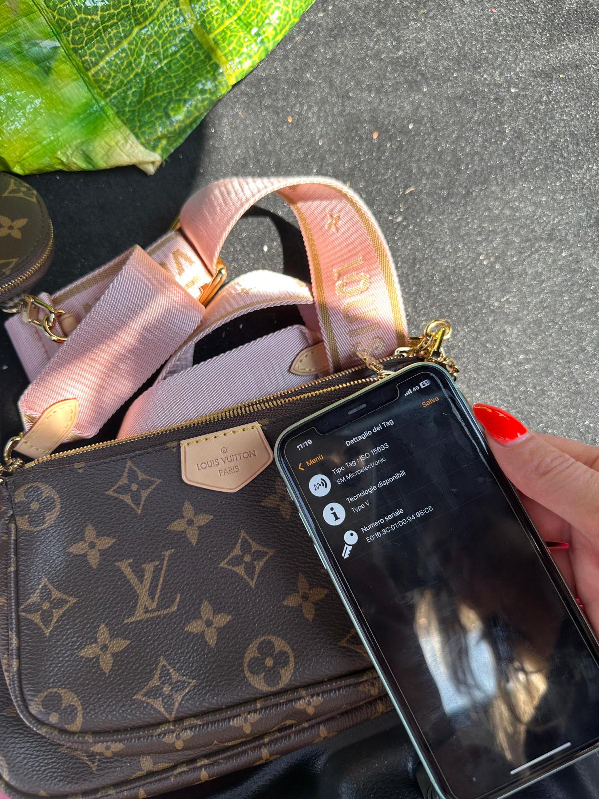 Multipochette LV