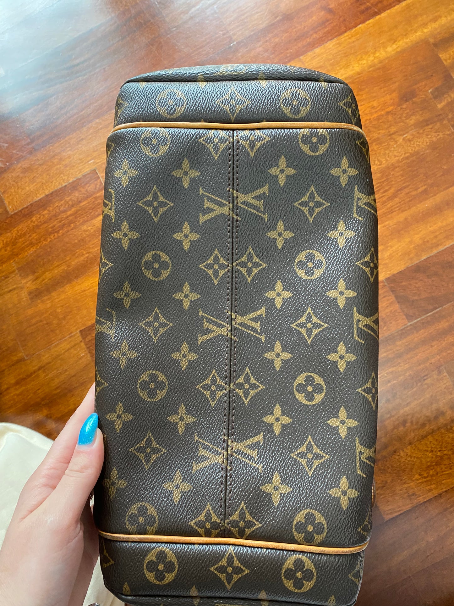 Lv totally MM