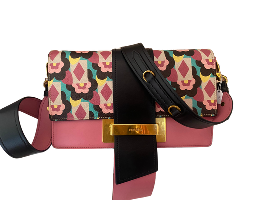 Processed image for PRADA ribbon